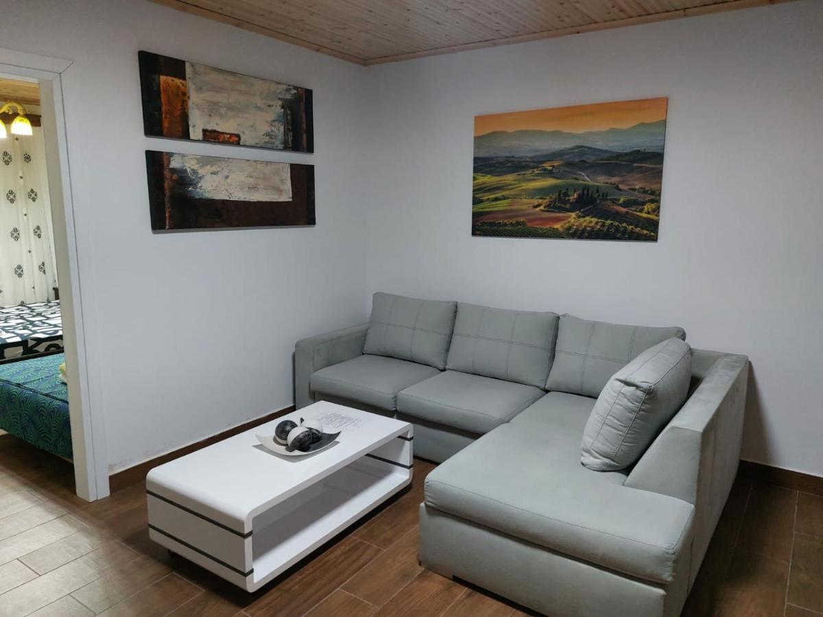 Herta Apartment Berat Luaran gambar